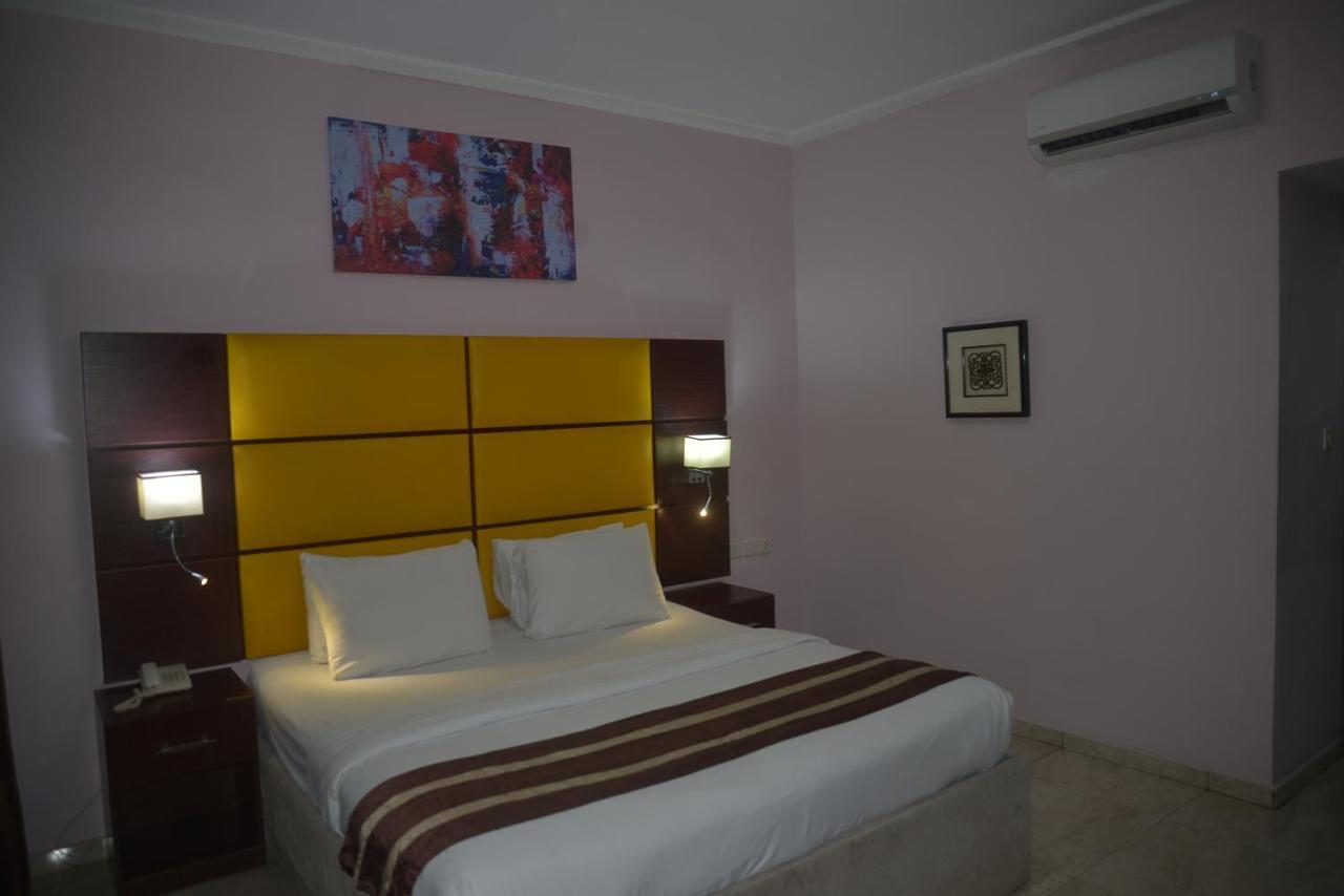 De Santos Hotel Agege Екстер'єр фото