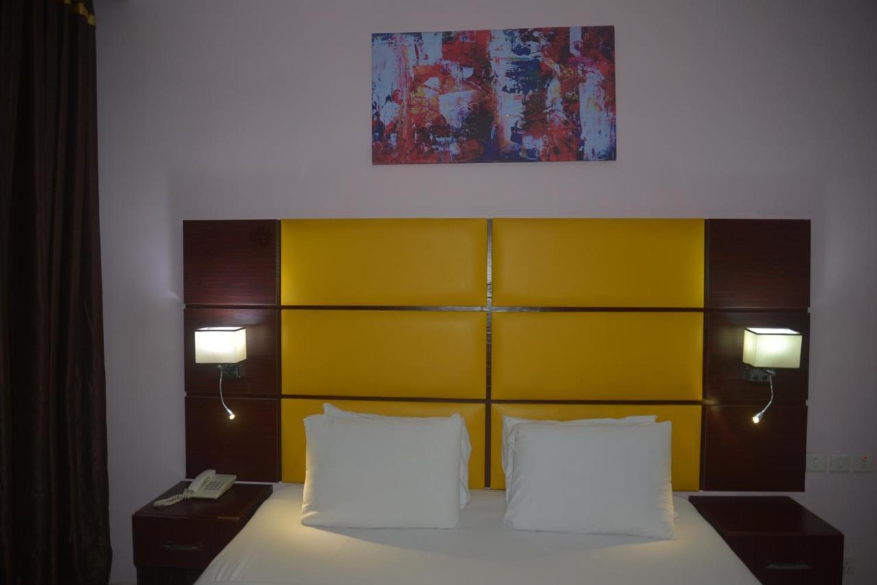De Santos Hotel Agege Екстер'єр фото