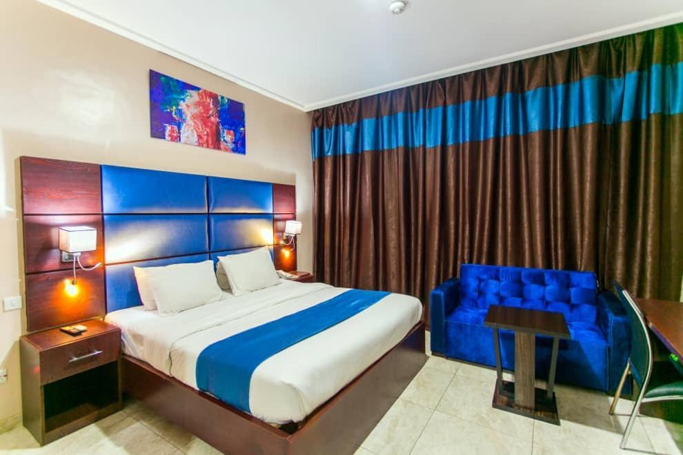 De Santos Hotel Agege Екстер'єр фото