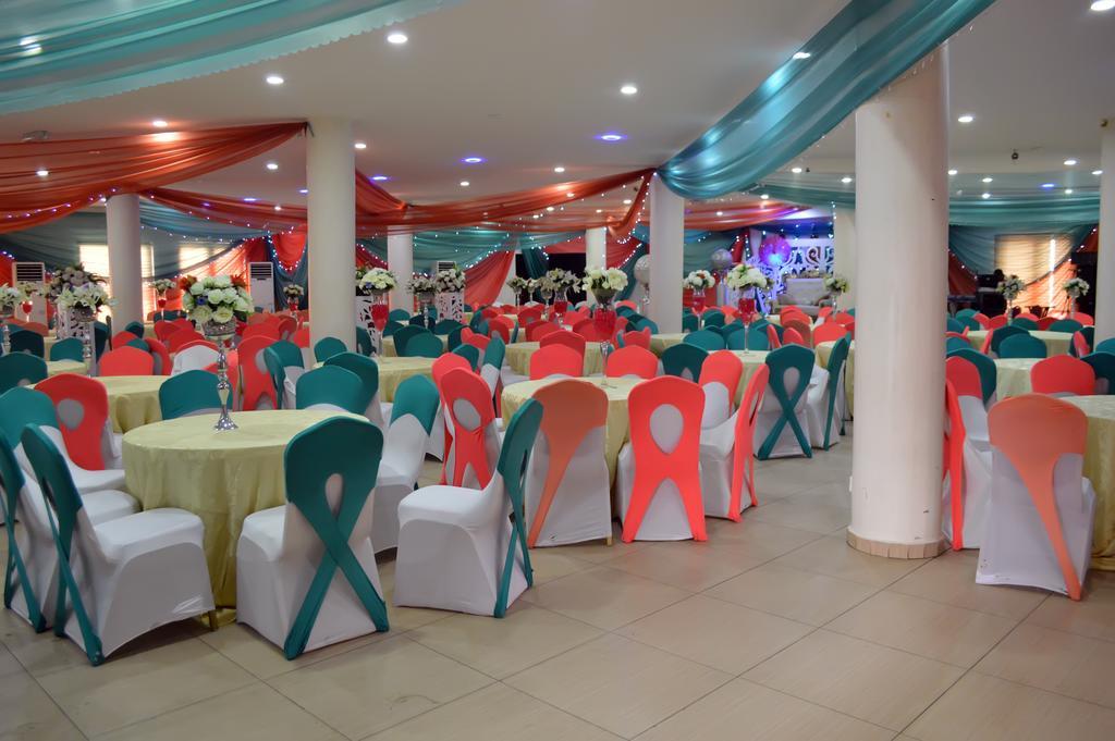 De Santos Hotel Agege Екстер'єр фото