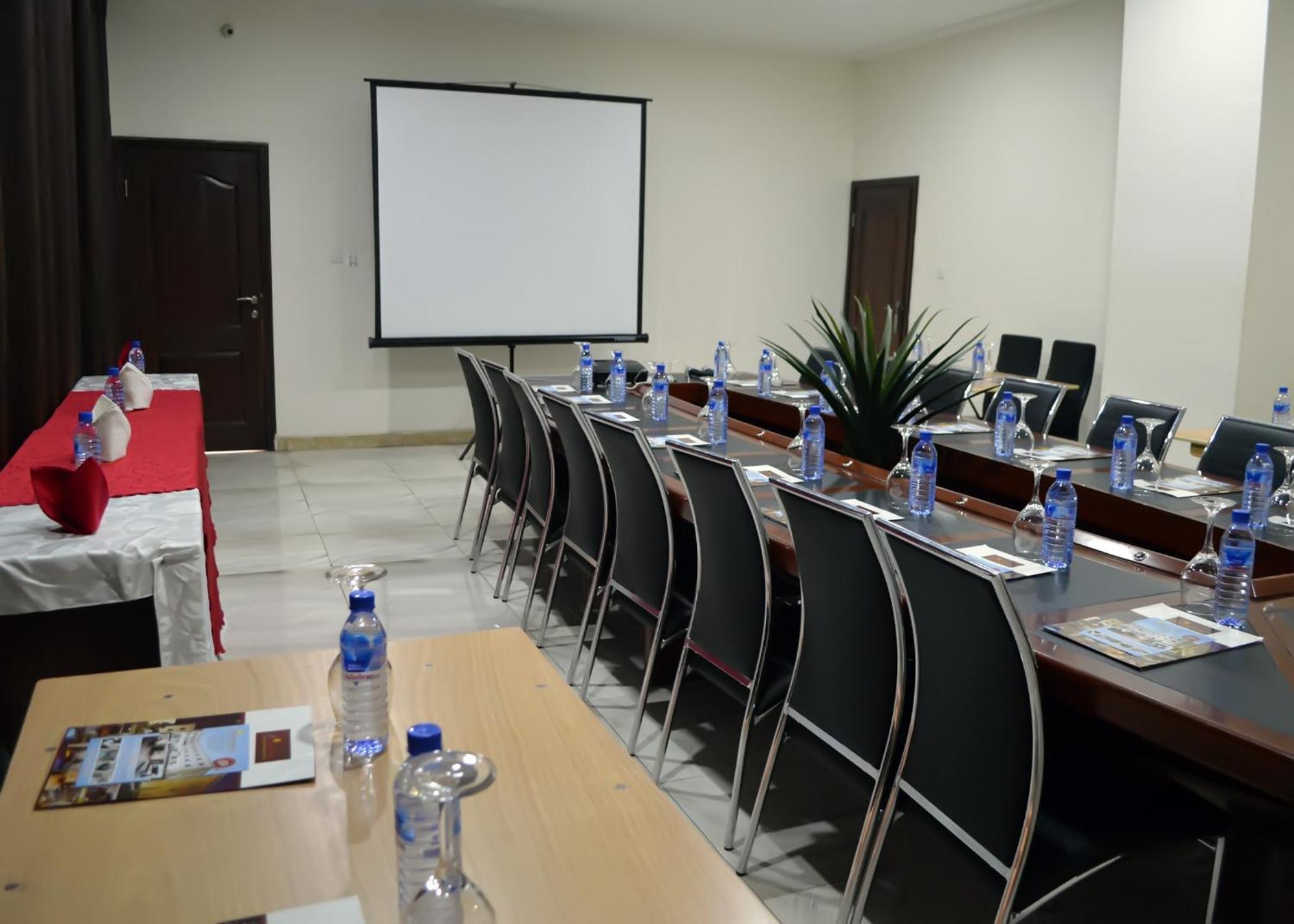 De Santos Hotel Agege Екстер'єр фото