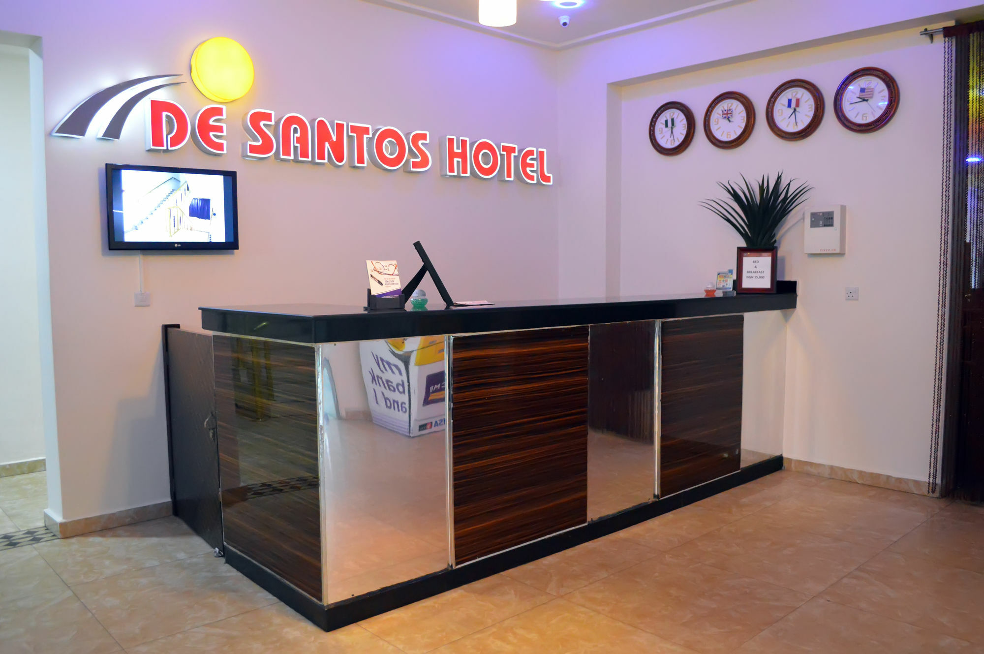 De Santos Hotel Agege Екстер'єр фото